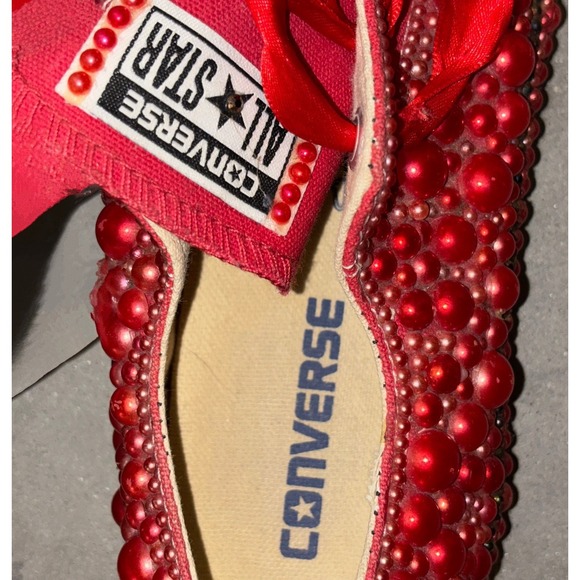 Custom Bling Converse Unisex 9W 7M Low Top Red Sparkly Beaded Embroidered Skate - Picture 9 of 11